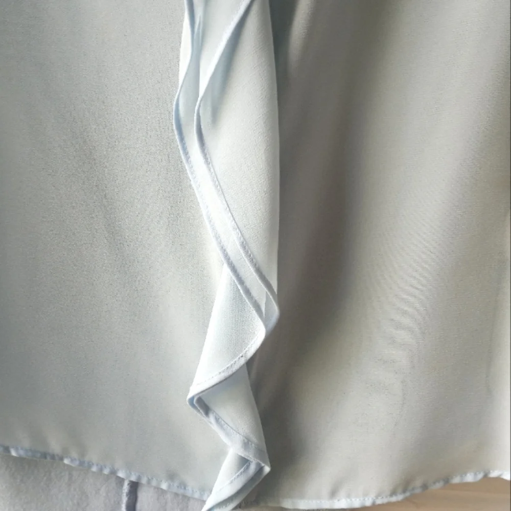 🦋Princess Vera Wang blouse🦋 - Picture 3 of 6